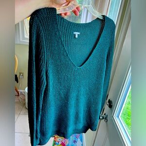 V neck knit sweater forest green M/L